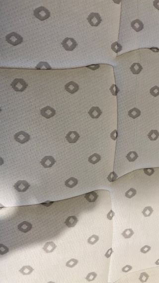 Colchón y somier en muy buen estado