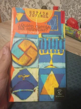 Quien Cuenta Las Estrellas/ Number the Stars (E...