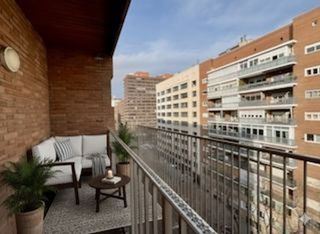 Piso en alquiler en Castillejos en Madrid