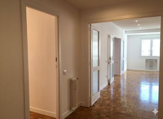 Piso en alquiler en Castillejos en Madrid