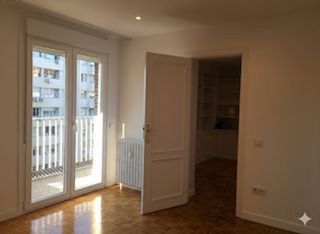 Piso en alquiler en Castillejos en Madrid