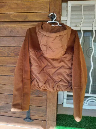 Chaqueta chica marrón nueva