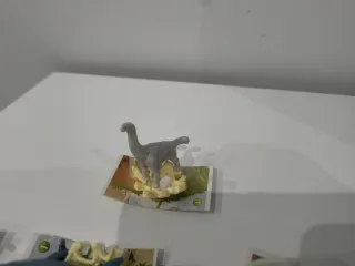 Colección Kinder Jurasic World Figuras