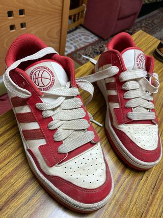 Zapatillas Adidas Basket Rojas y Blancas