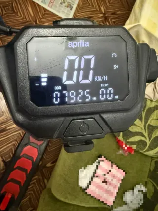 Patinete Eléctrico Aprilia E-SR1 Negro en