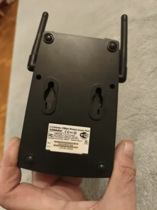 U.S. Robotics 22 Mbps Wireless AP USR2249