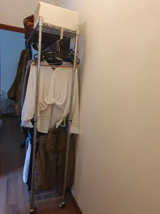 Burra/Perchero ropa doble barra, estantes y ruedas