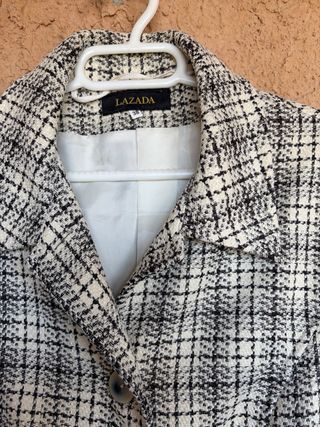 Abrigo largo LAZADA cuadros beige y negro