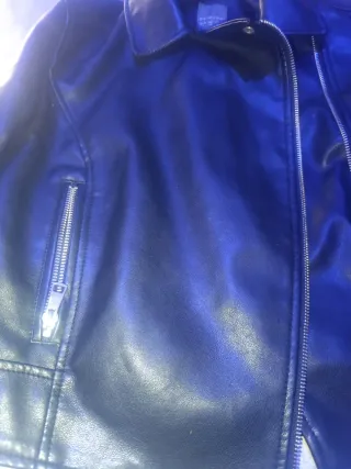 Chaqueta cuero negra