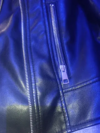 Chaqueta cuero negra