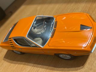 Alfa Romeo Montreal 1970 1/24 Naranja