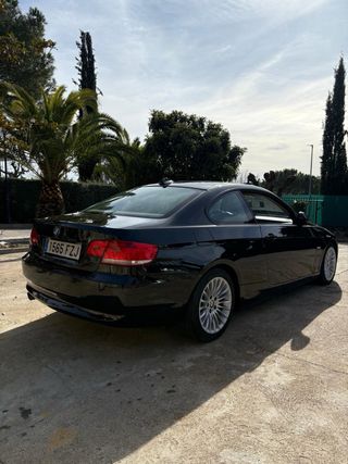BMW 320i Coupé E92 170cv Manual