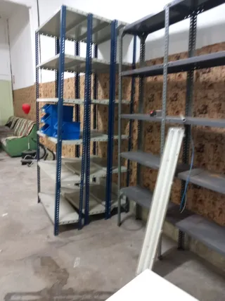 Estanterías gris  las azul  una 1x2x30