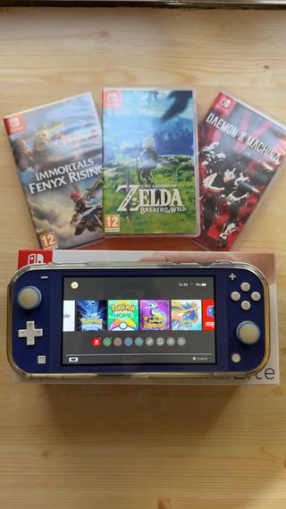 Nintendo Switch Lite + 3 Juegos + microSD 128GB