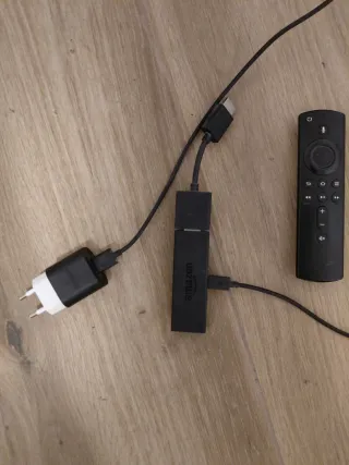 Televisión Sony Bravia + Fire Stick Amazon