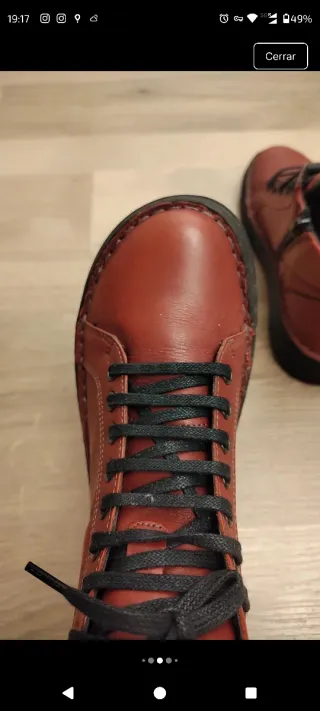 Botines de piel rojos