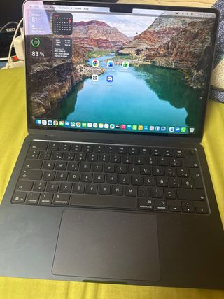 MacBook Air 13” M4 16 RAM 256 GB