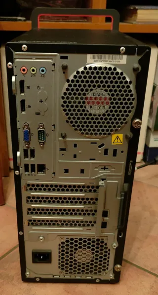Lenovo M910 PC Desktop Nero
