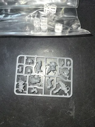 Matrices Warhammer 40K/Fantasy sin usar #6