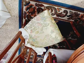 Mesa comedor madera maciza + 6 sillas a juego