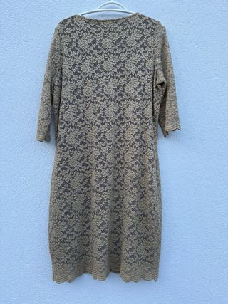 Vestido beige y negro con encaje