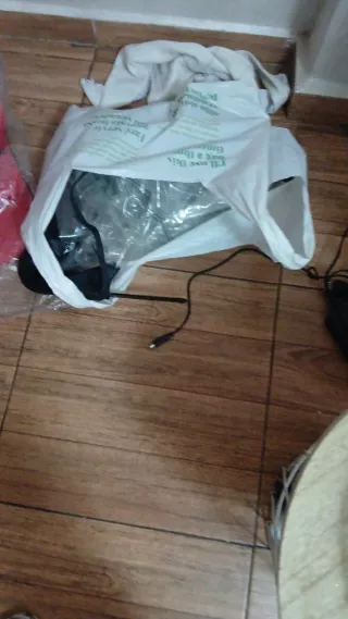 Carro de bebé Bugaboo rojo y gris