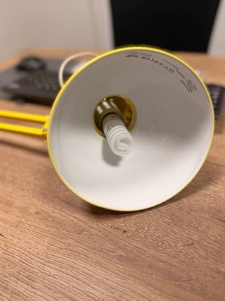 Flexo amarillo metal y plástico