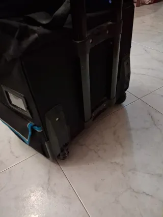 Caja de herramientas con accesorios