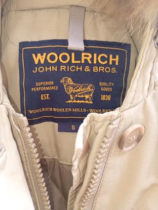 Giacca Woolrich Beige con Cappuccio