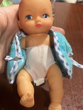 Muñeco Cititoy bebé con bata