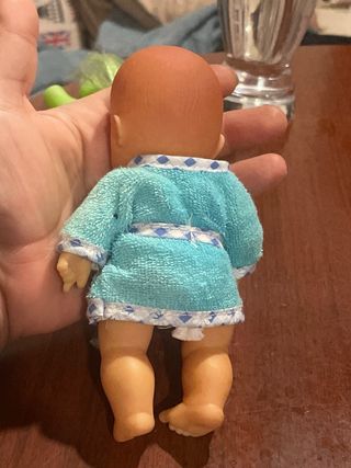 Muñeco Cititoy bebé con bata