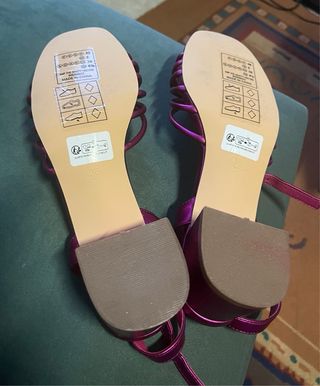 Sandalias rosas tacón tiras nudo