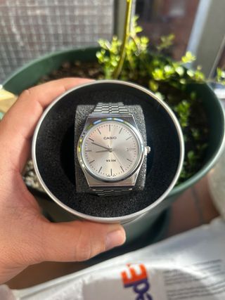 Reloj Casio Plata Cara Plateada