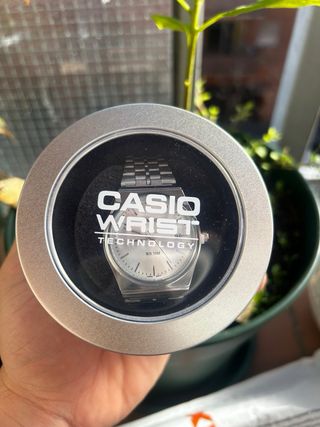 Reloj Casio Plata Cara Plateada