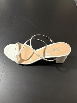 Sandalias Zara Talla 38 Blancas
