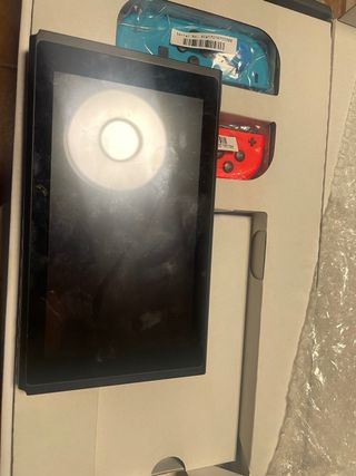 Nintendo Switch v1 como nueva