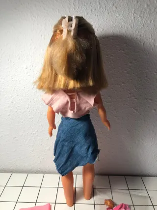 Muñeca Nancy con ropa y accesorios