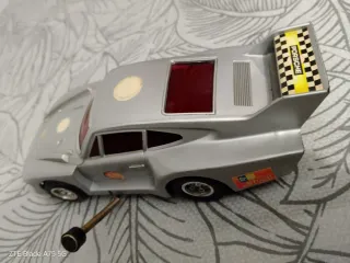 Coche Porsche Antiguo a Pilas.