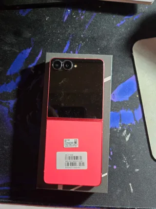 Samsung Galaxy Z Flip 7 Rosa/Rojo