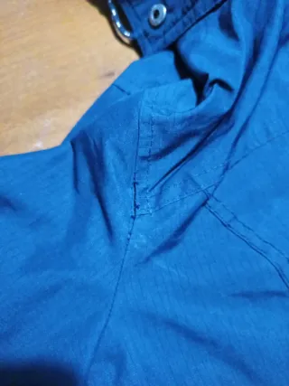 Abrigo Hollister Negro y Rosa Talla M