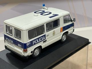 Mercedes MB140 Policía 1987