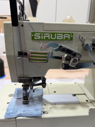 Siruba F007D Máquina Recubridora