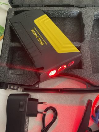 Avviatore di emergenza per auto