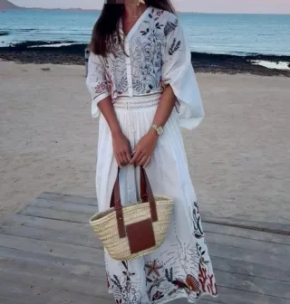 Conjunto Zara Falda y Blusa Bordada