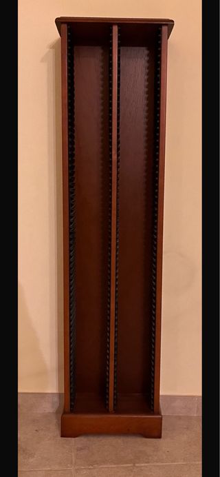 Mueble para CDs de madera