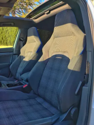 Volkswagen Golf 2021