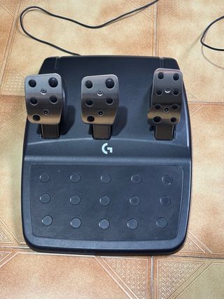 Logitech G923 per XBOX e PC