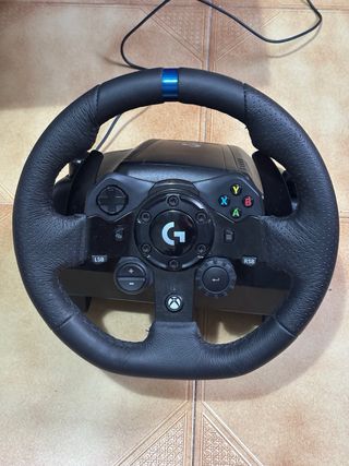 Logitech G923 per XBOX e PC