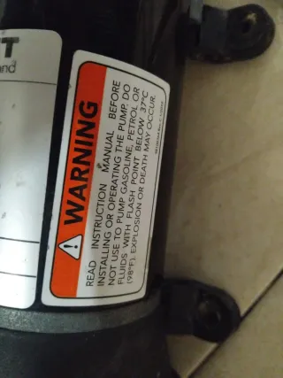 Bomba de diafragma Flojet 220V 12 litros minuto