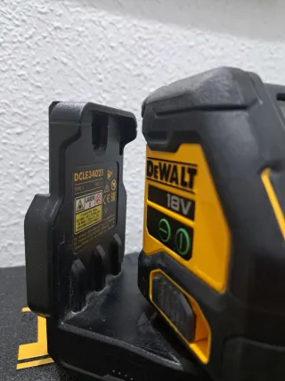 Nivel Láser DeWalt DCLE34021N Línea Verde